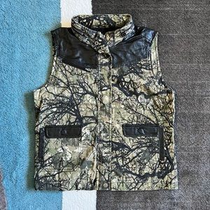 BDG vest with faux leather detail size M